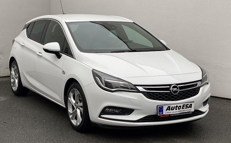 Opel Astra 1.6T Innovation