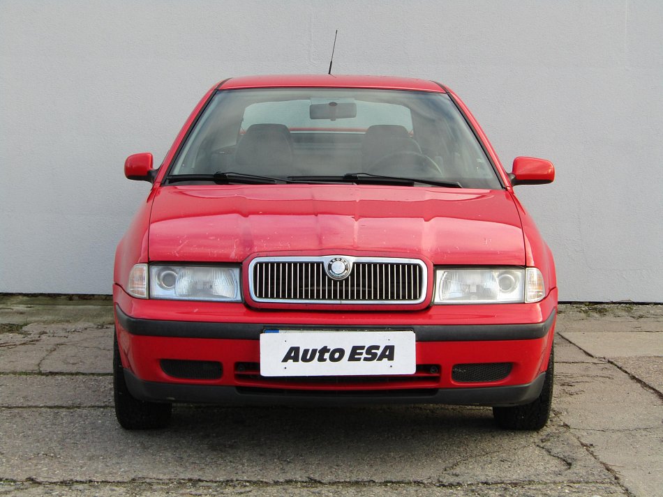 Škoda Octavia 2.0i 