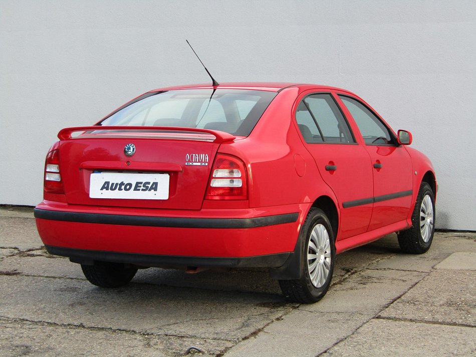 Škoda Octavia 2.0i 