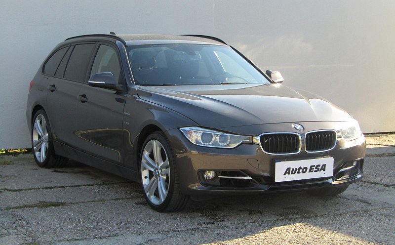 BMW Řada 3 3.0i  335i xDrive