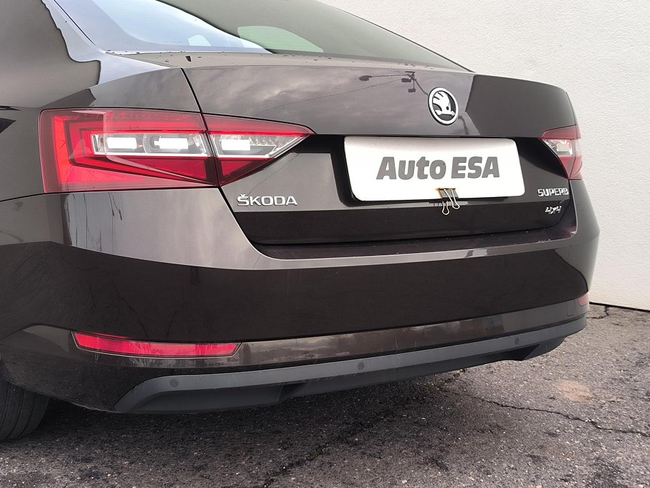 Škoda Superb III 2.0 TDi Ambition 4X4