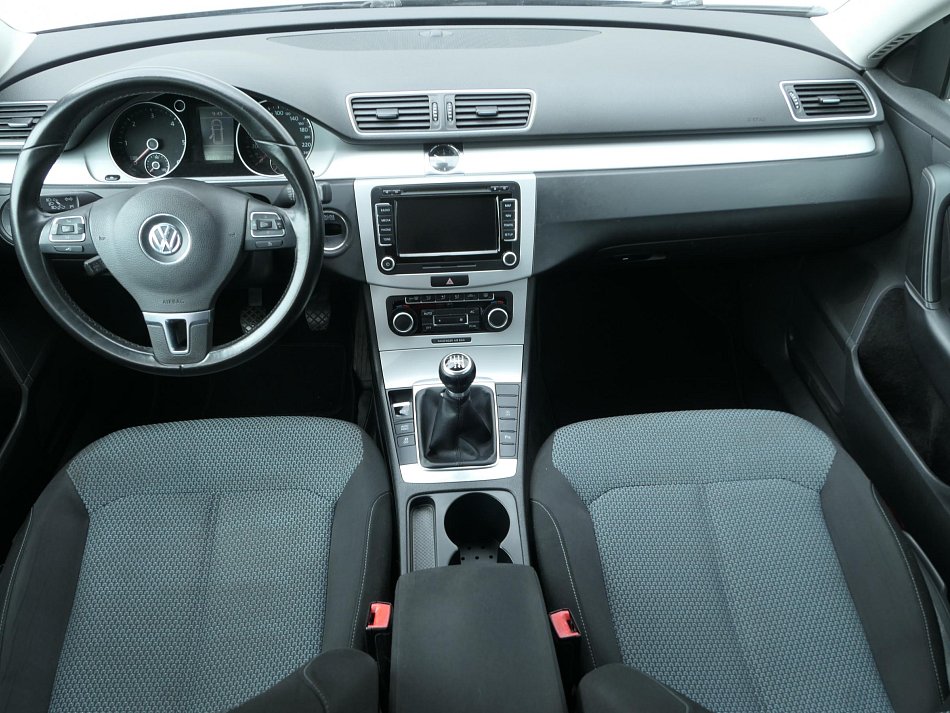 Volkswagen Passat 1.6 TDi 