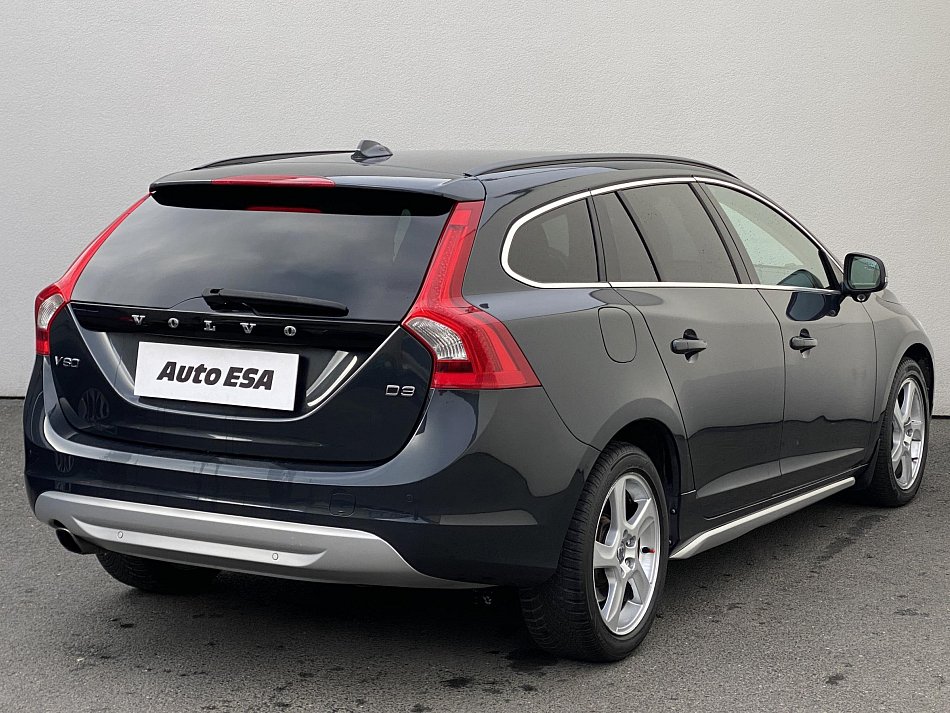 Volvo V60 2.0 D 