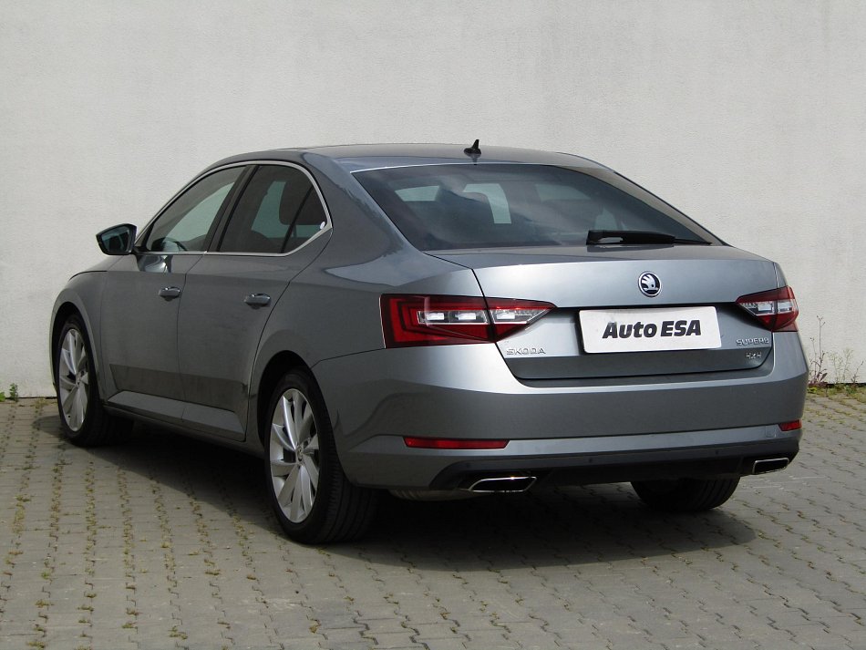 Škoda Superb III 2.0TSi Style 4x4