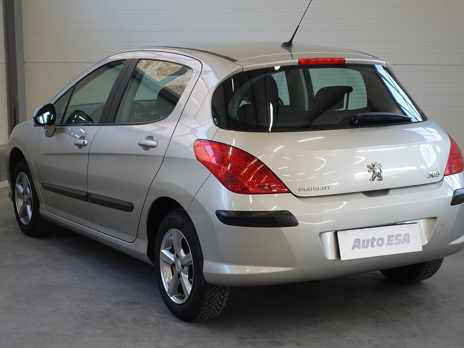 Peugeot 308 1.4i 