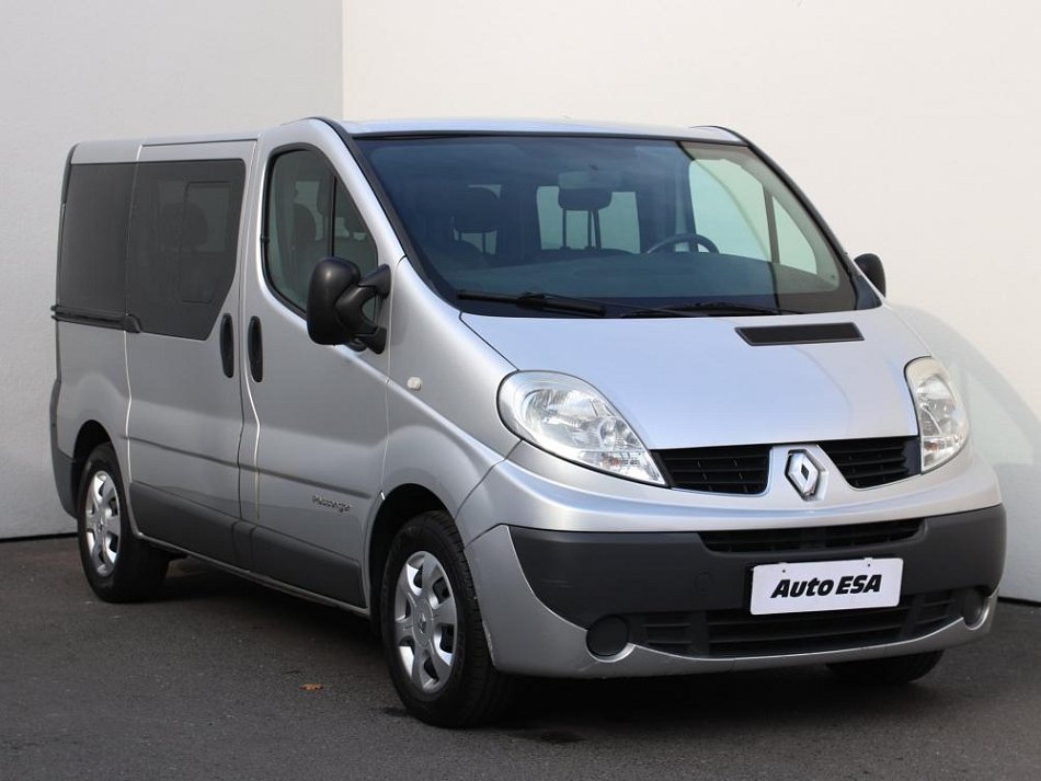 Renault Trafic 2.5DCi 