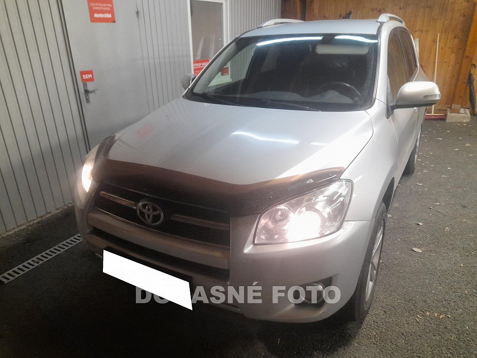 Toyota RAV4 2.0 