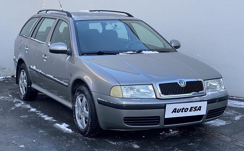 Škoda Octavia 1.6i Tour