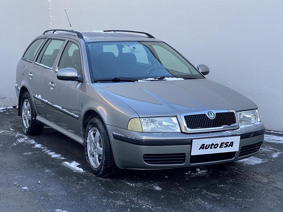 Škoda Octavia 1.6i Tour