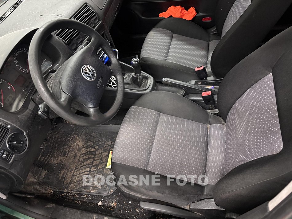 Volkswagen Golf 1.9 