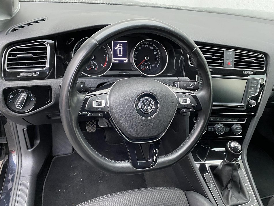 Volkswagen Golf 2.0 TDi Highline