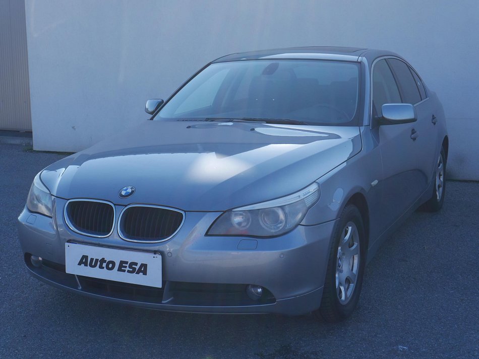 BMW Řada 5 2.2i  520i