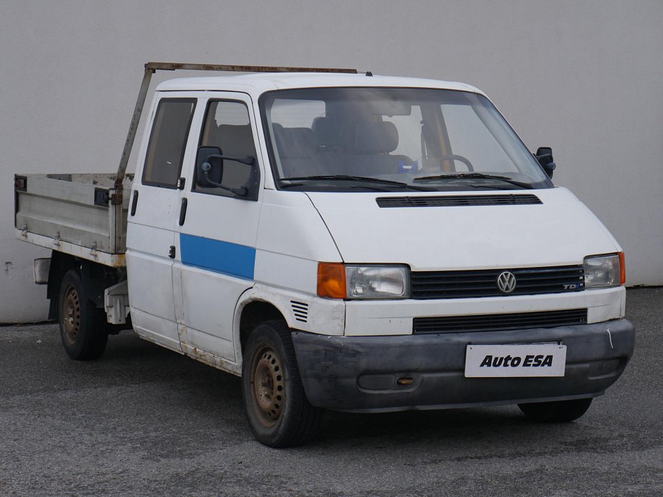 Volkswagen Transporter 2.5TDi  VALNÍK 6míst