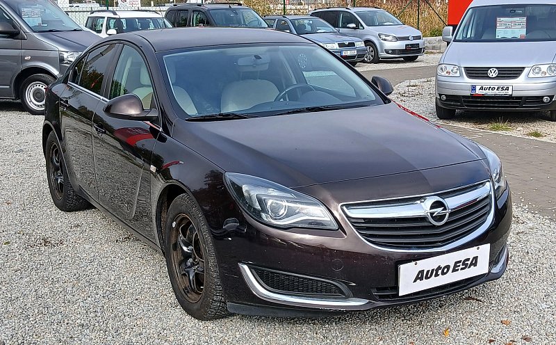 Opel Insignia 1.6CDTi 