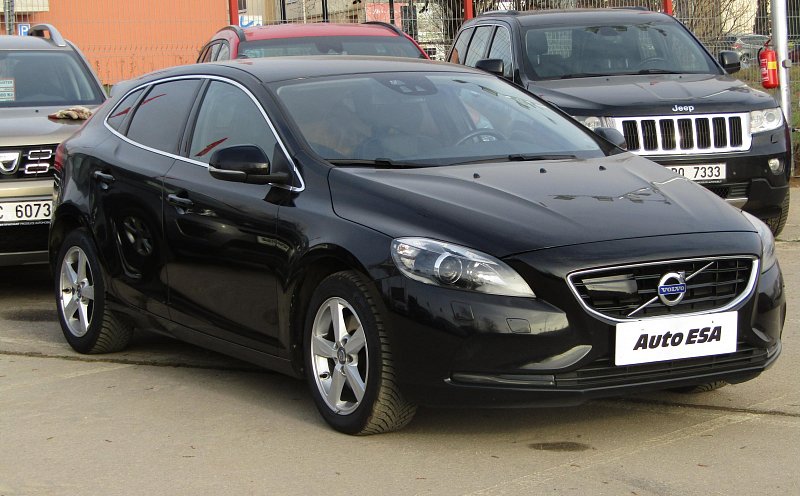 Volvo V40 2.0 D3 