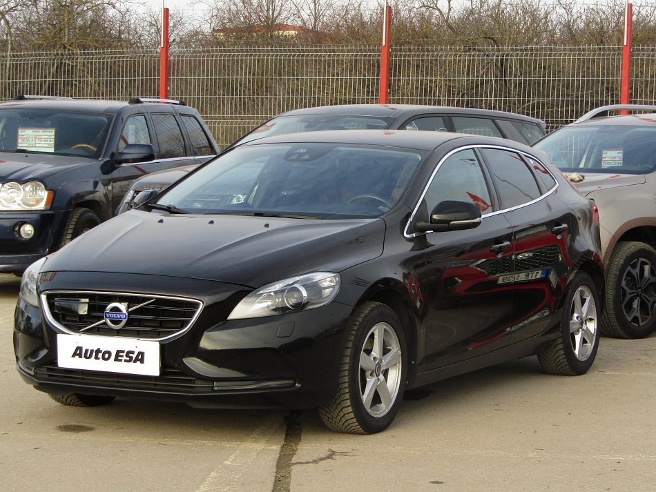 Volvo V40 2.0 D3 