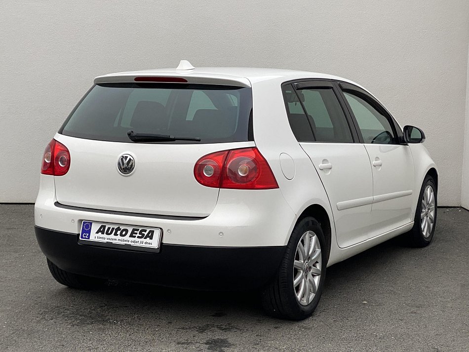 Volkswagen Golf 1.4 TSi 