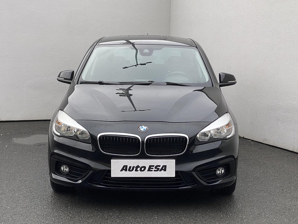 BMW Řada 2 1.5i  218i