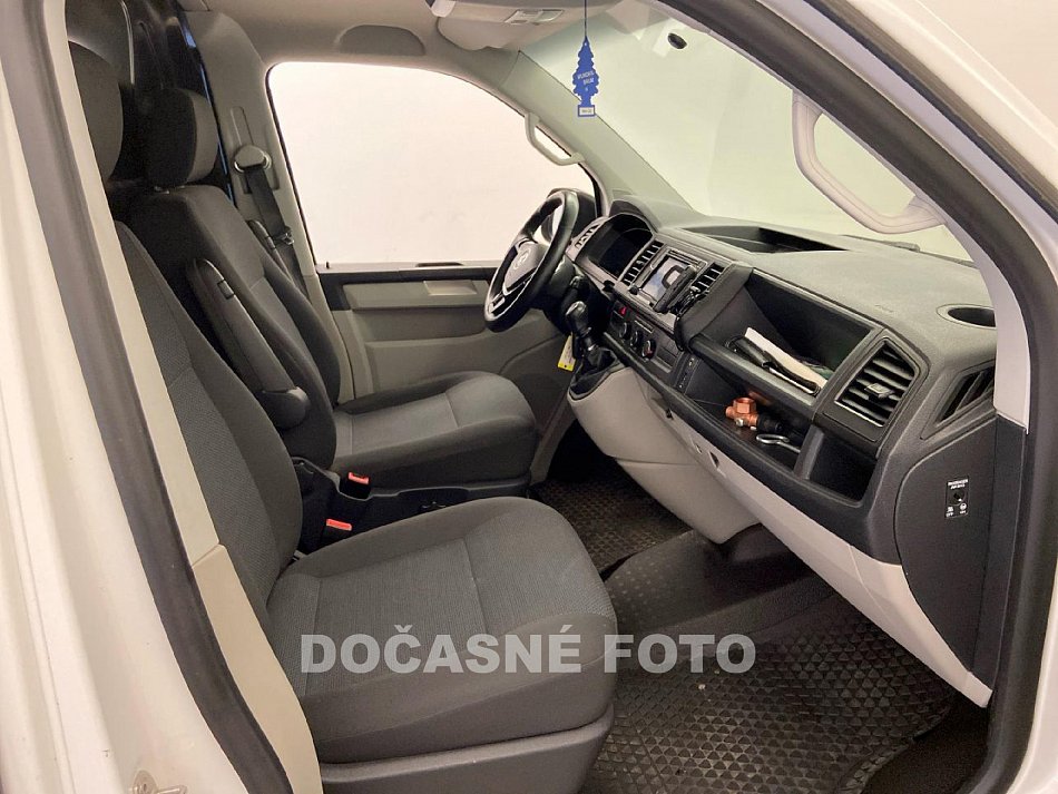 Volkswagen Transporter 2.0TDi  L1H1