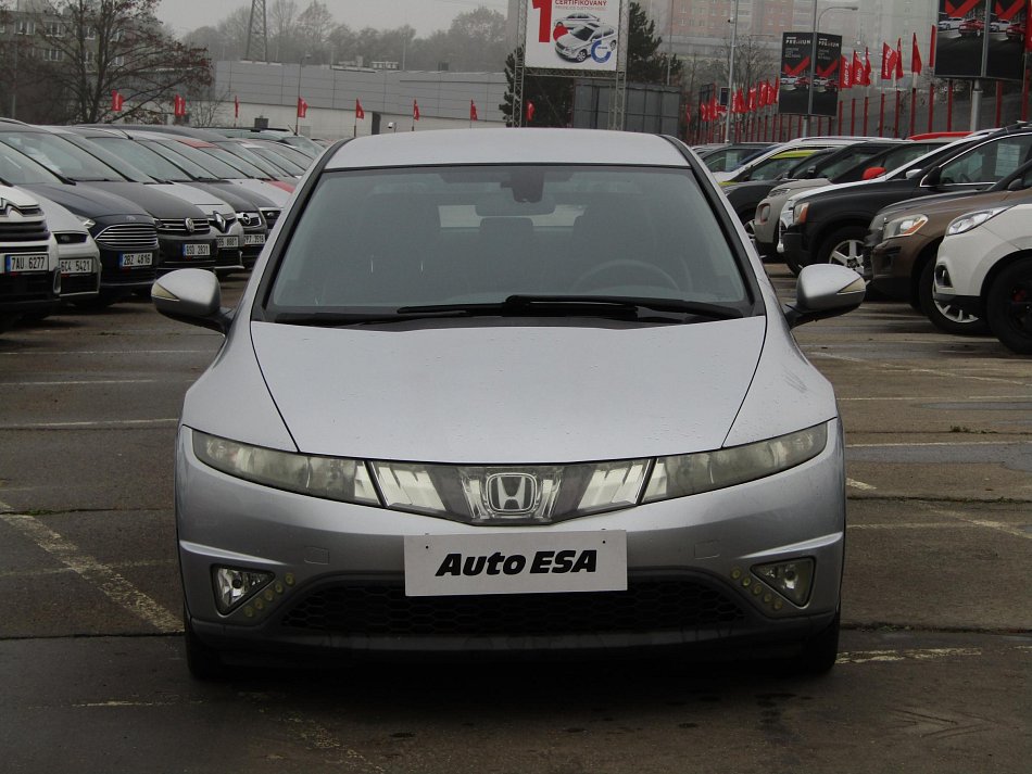 Honda Civic 1.8i 