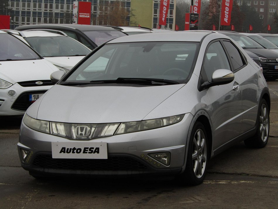 Honda Civic 1.8i 