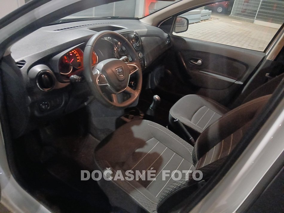 Dacia Sandero 1.0i 