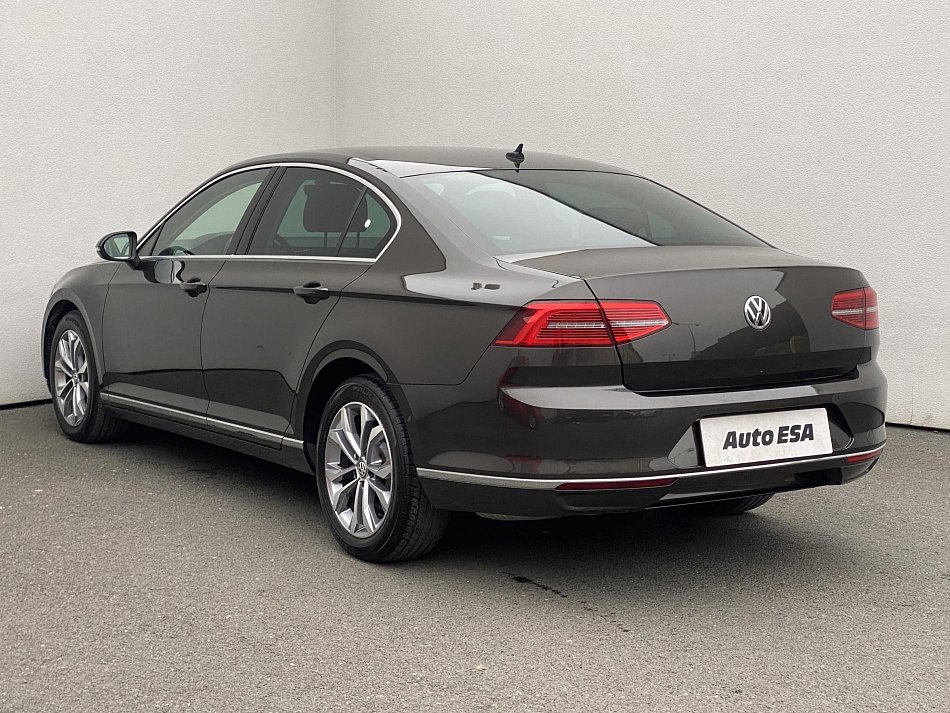 Volkswagen Passat 1.4 TSi Highline