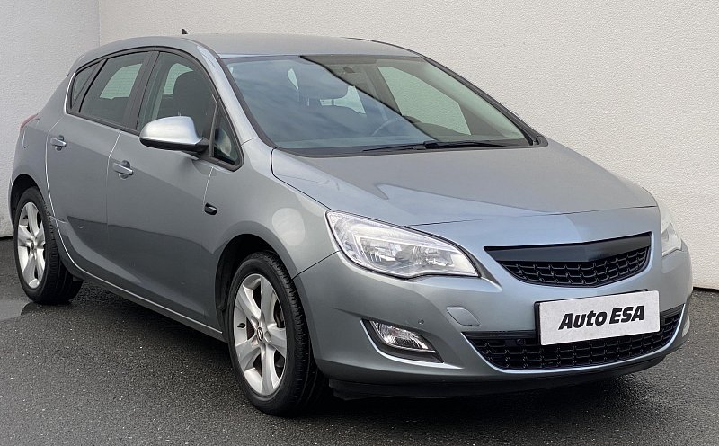 Opel Astra 1.4T 