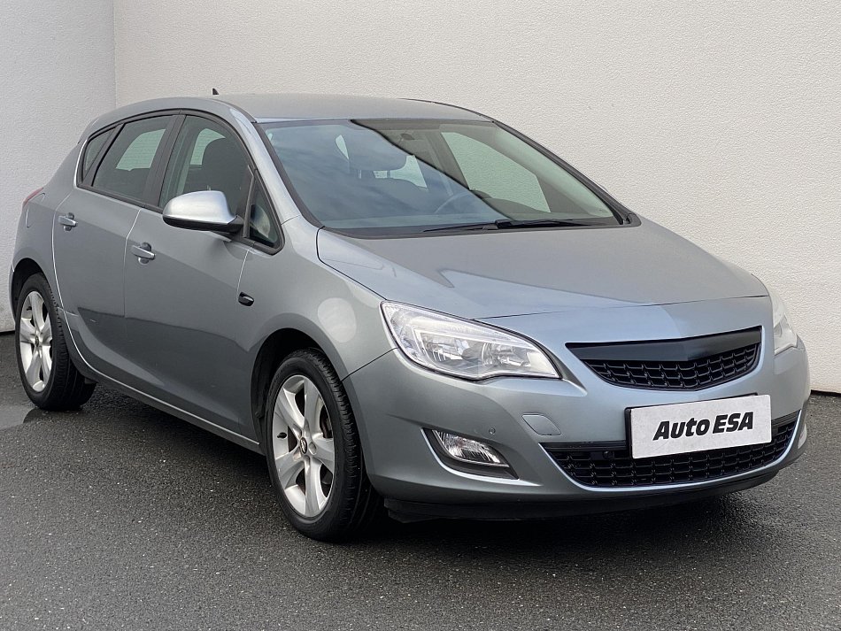 Opel Astra 1.4T 