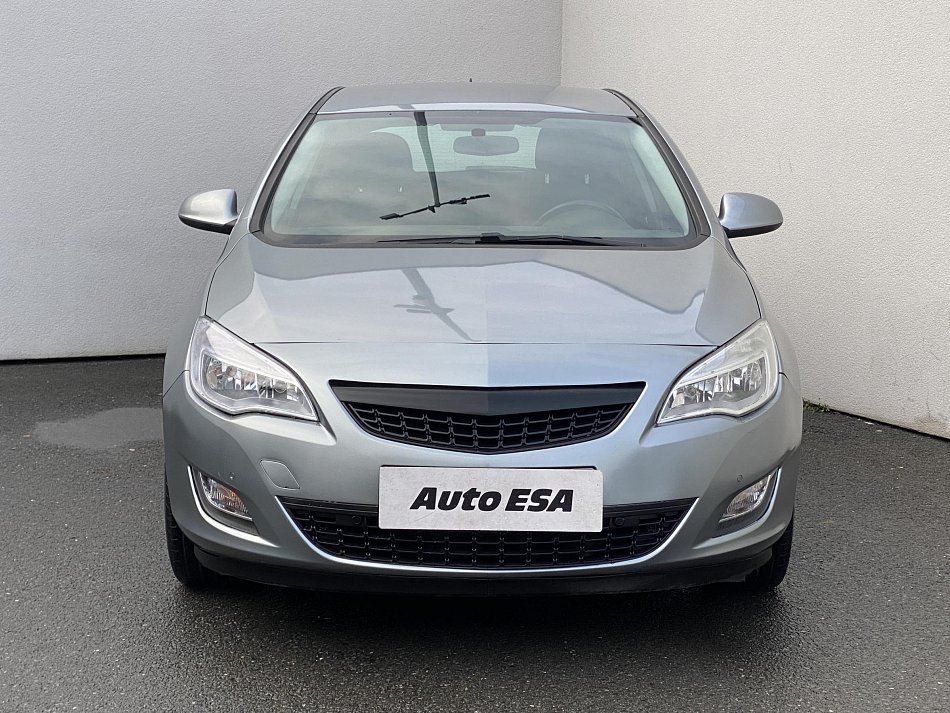 Opel Astra 1.4T 