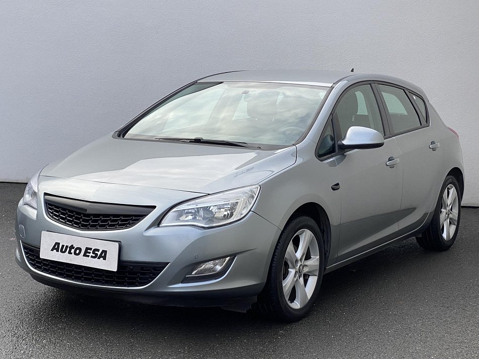 Opel Astra 1.4T 