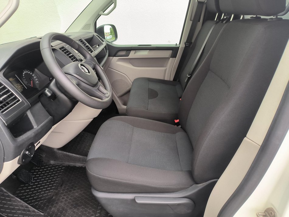 Volkswagen Transporter 2.0TDi  T6