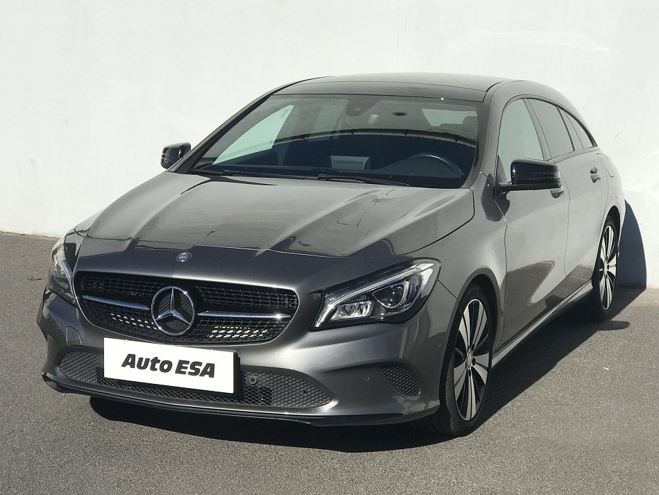 Mercedes-Benz CLA 1.6T  180