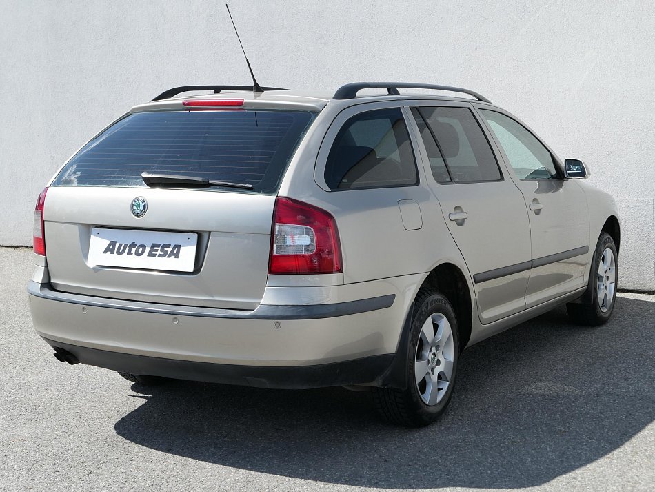 Škoda Octavia II 2.0 FSI  4x4