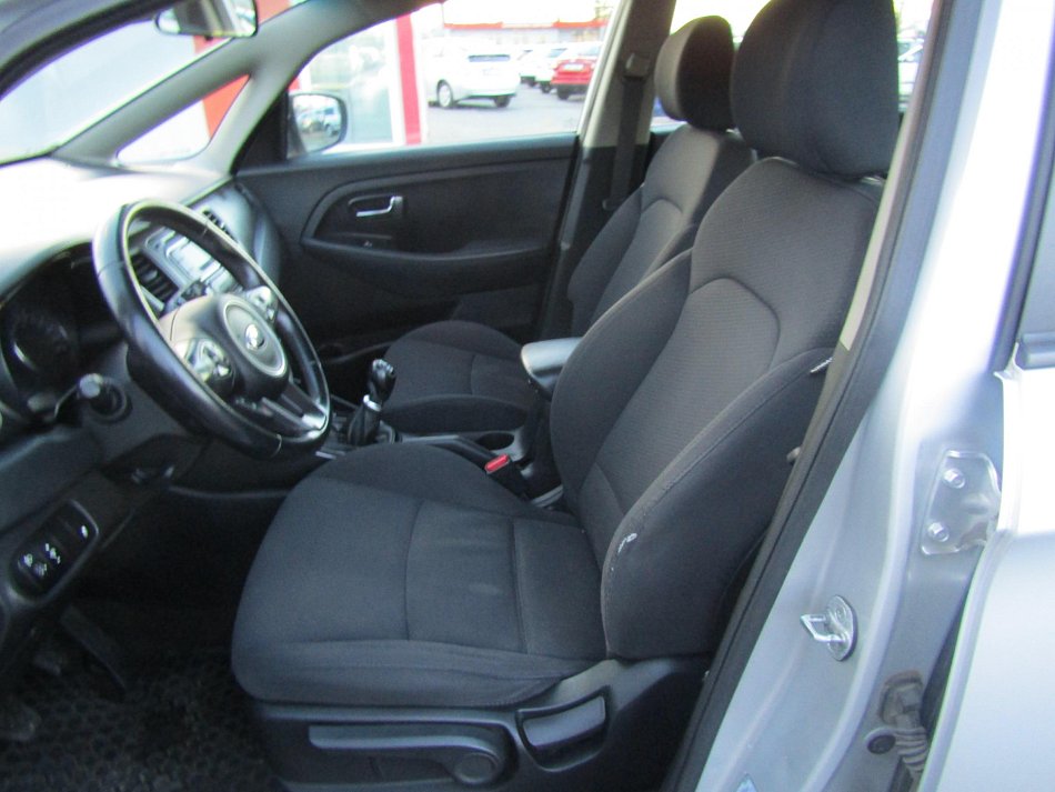 Kia Carens 1.7CRDi 