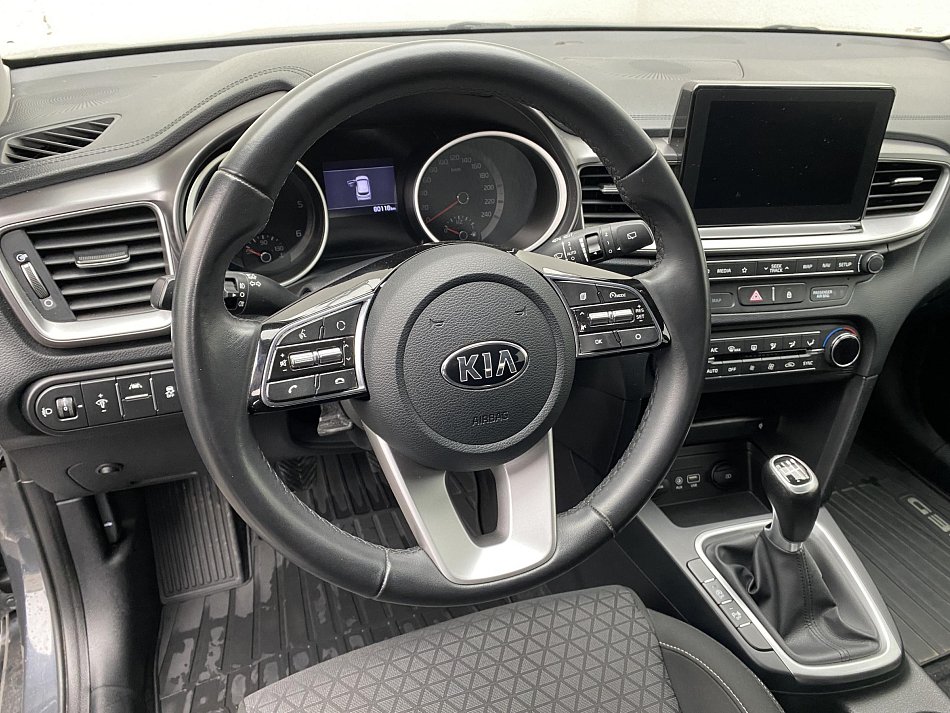 Kia Ceed 1.6 CRDi Exclusive