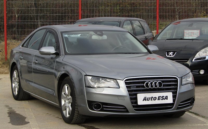 Audi A8 4.2 TDi  quattro