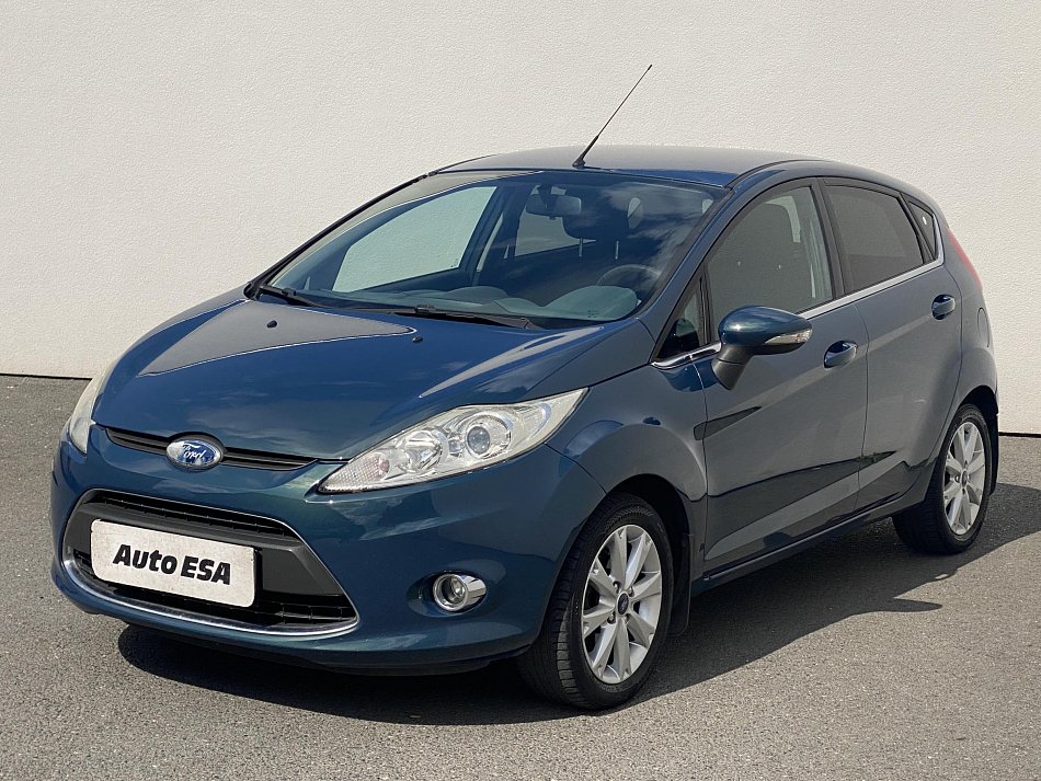 Ford Fiesta 1.4 i Titanium