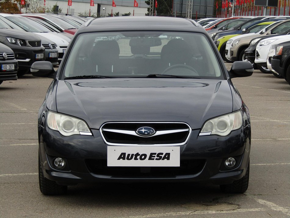 Subaru Legacy 2.0i  4WD