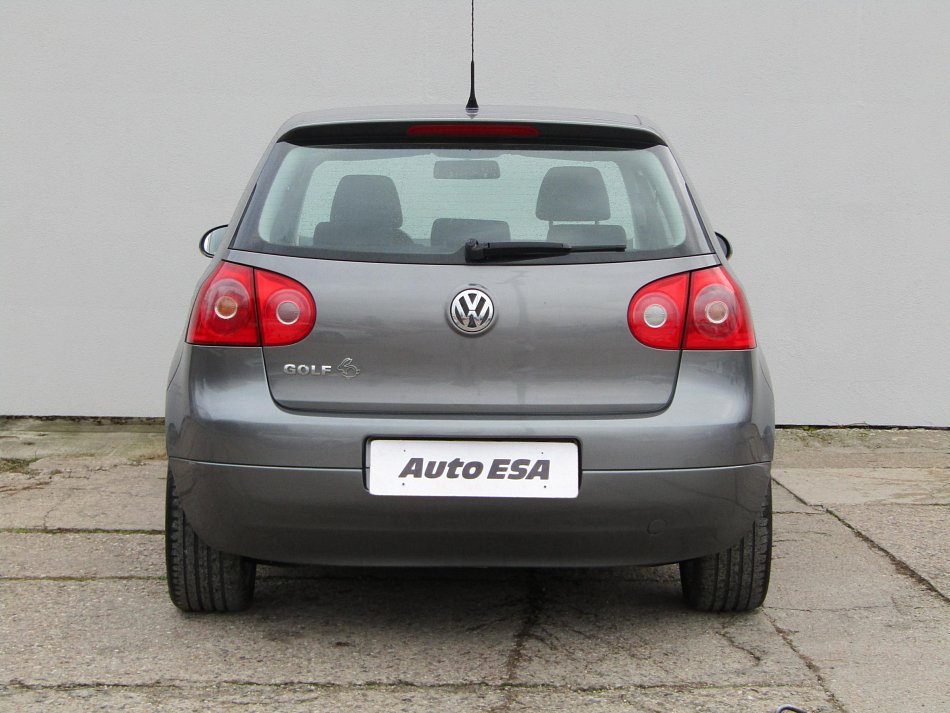 Volkswagen Golf 1.4 16V 