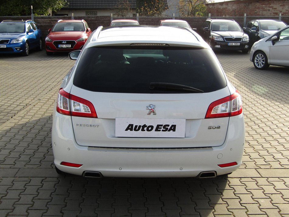 Peugeot 508 2.2 HDi 