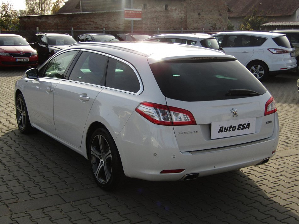 Peugeot 508 2.2 HDi 