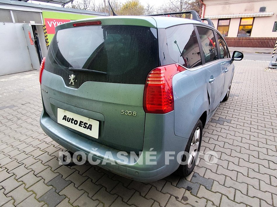 Peugeot 5008 2.0 HDi 