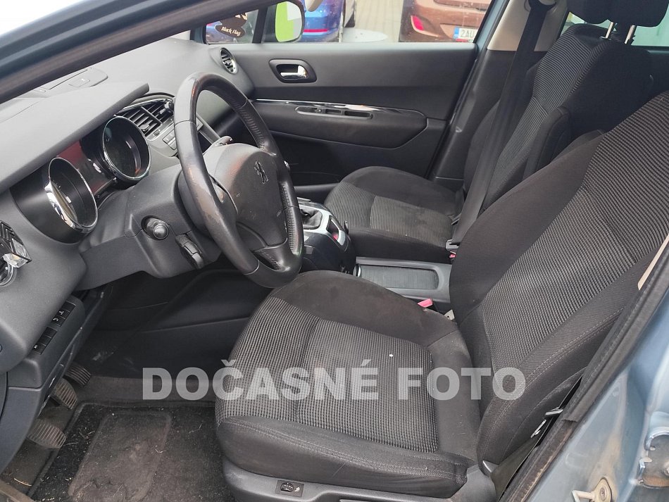 Peugeot 5008 2.0 HDi 