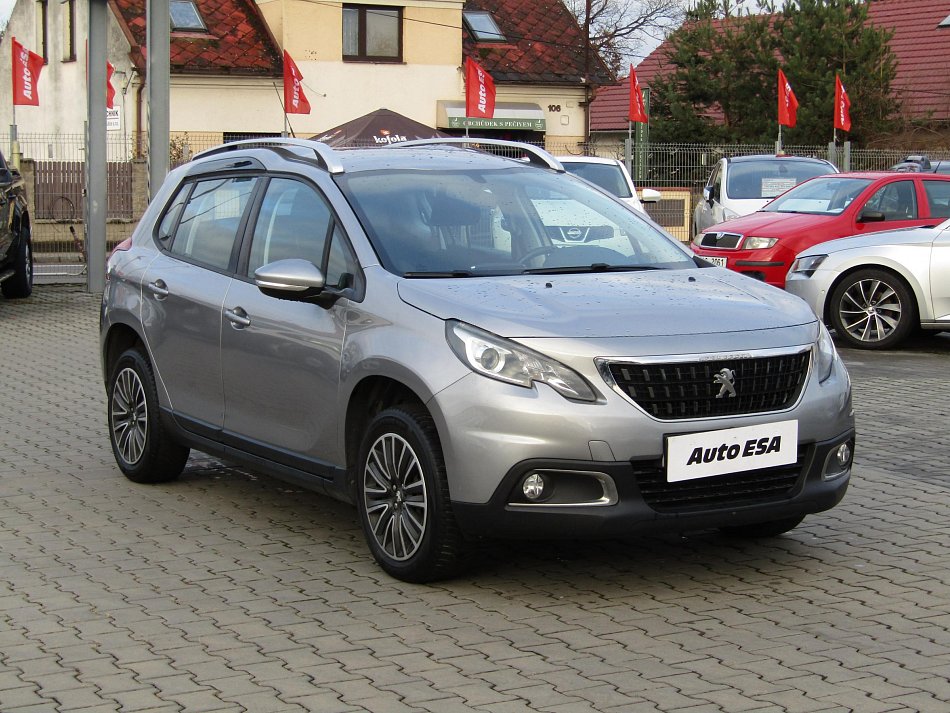 Peugeot 2008 1.2 PT 