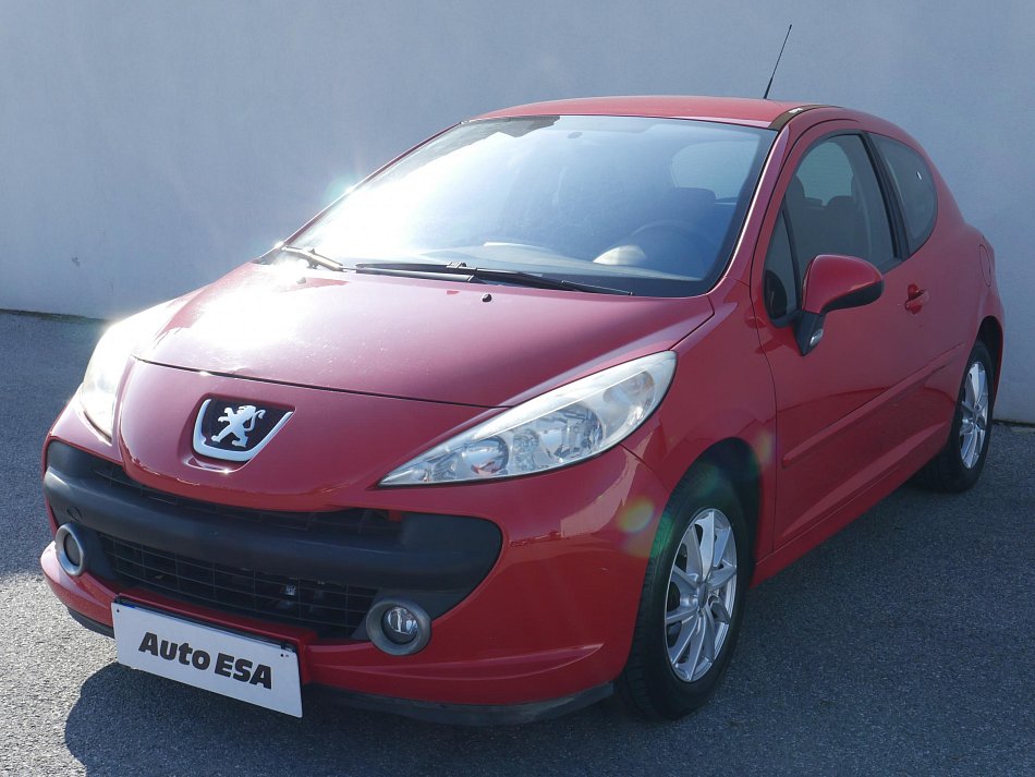 Peugeot 207 1.6 i 