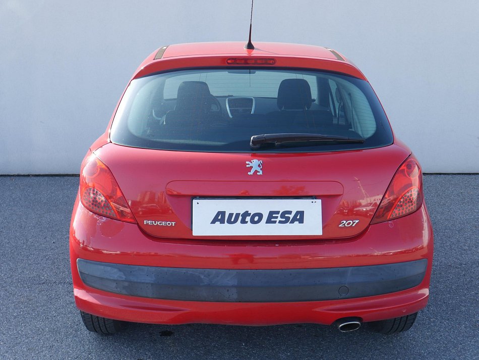 Peugeot 207 1.6 i 