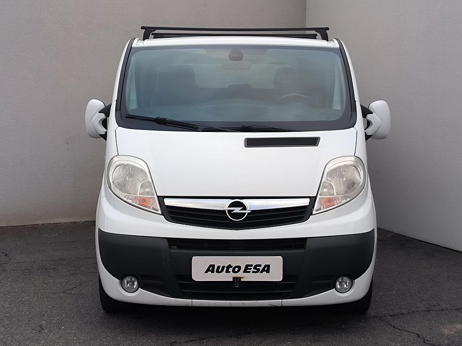 Opel Vivaro 2.0CDTi  5míst