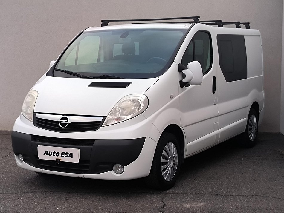 Opel Vivaro 2.0CDTi  5míst