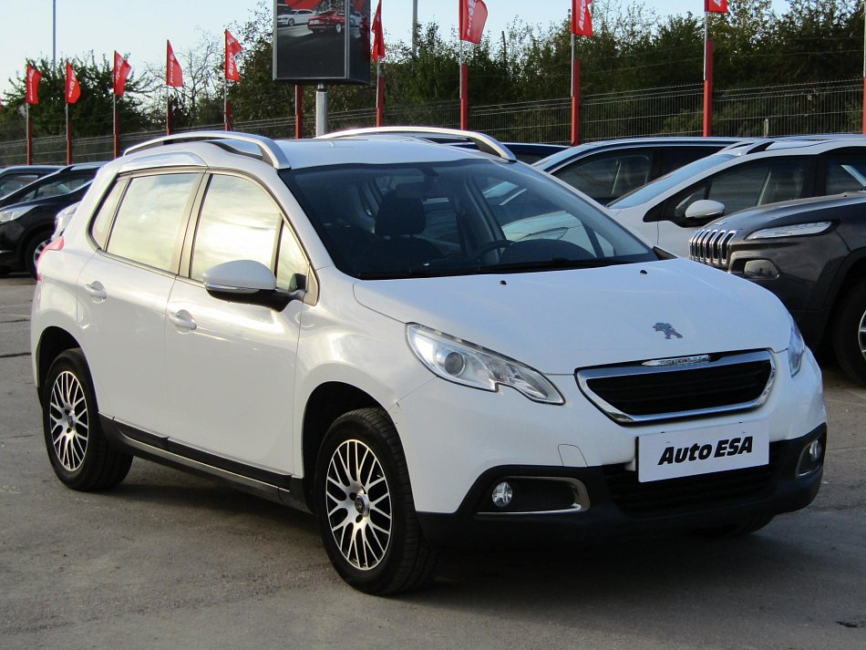 Peugeot 2008 1.2 PT 